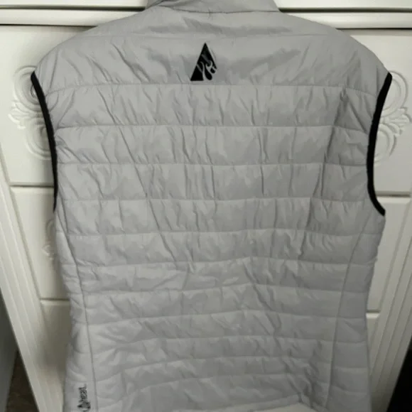 Action Heat Heated Vest - Picture 5 of 11